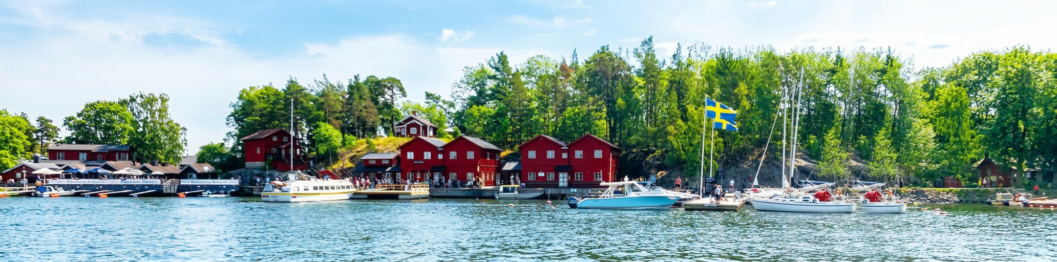 Fjäderholmarna hamn sommar